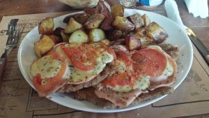 Napolitana con papas al horno